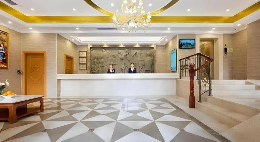 Vienna Hotel Guangdong Huidong Herung Pedestrian Street