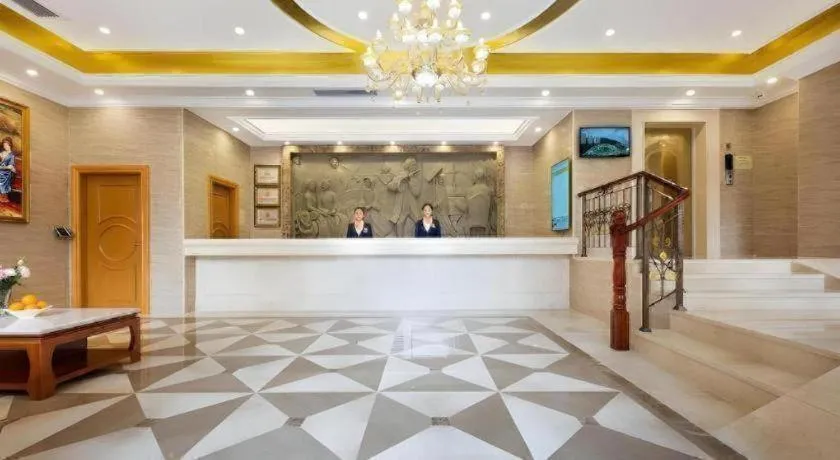 Vienna Hotel Guangdong Huidong Herung Pedestrian Street
