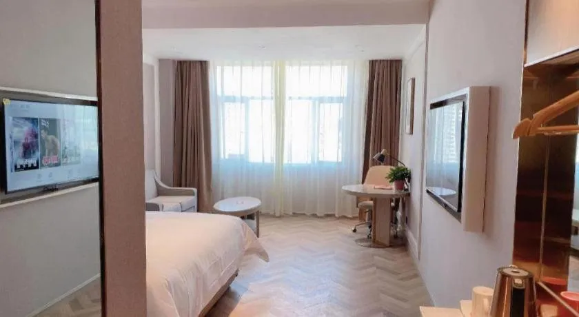 Vienna Hotel Lincang New Asia Pacific Times Square