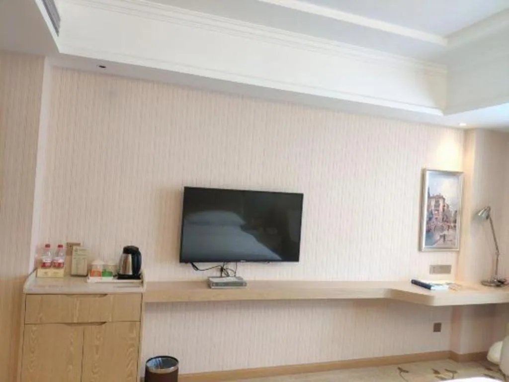 Vienna Hotel Guangxi Zhongshan Central Plaza West High-Speed Railway Station