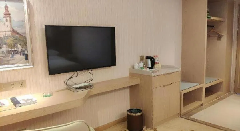 Vienna Hotel Guangxi Zhongshan Central Plaza West High-Speed Railway Station