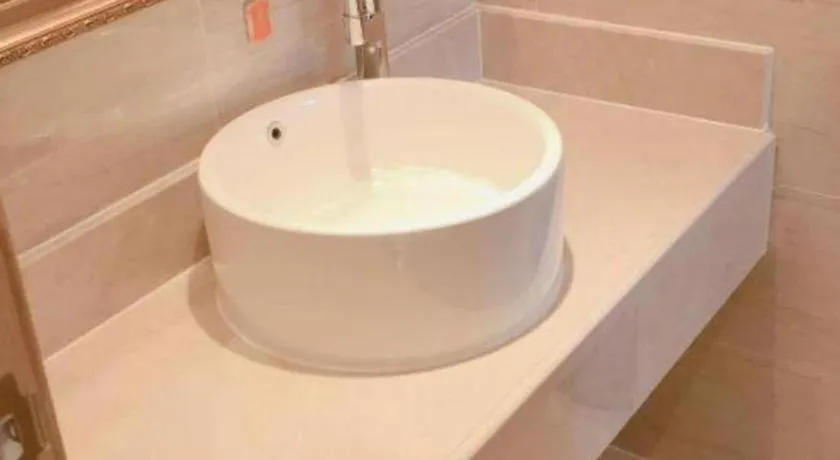 Vienna Hotel Guangxi Zhongshan Central Plaza West High-Speed Railway Station