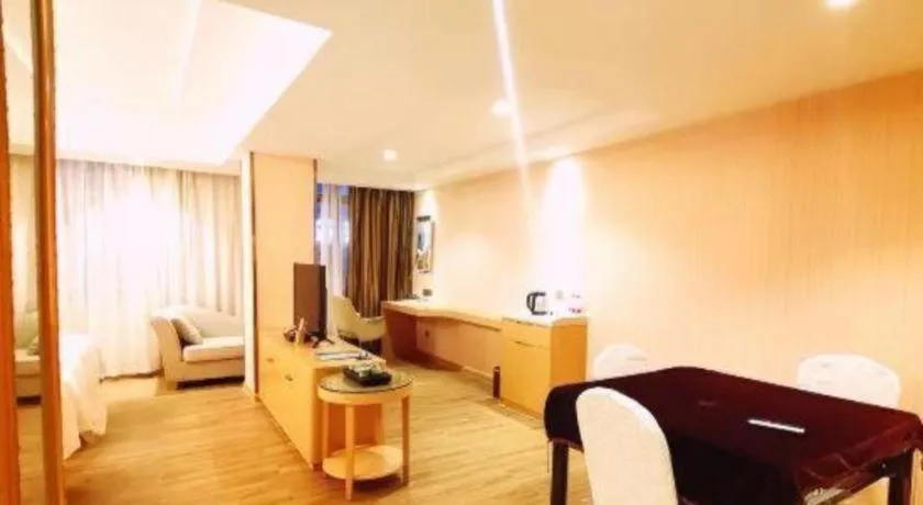 Vienna Hotel Guangxi Zhongshan Central Plaza West High-Speed Railway Station