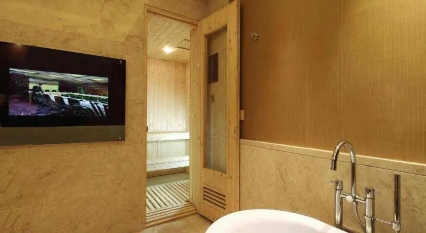 Venus Royal Hotel Shenzhen International Exhibition Center