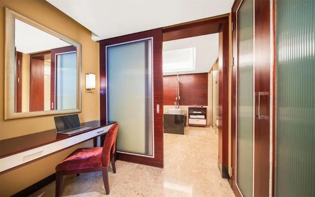 Venus Royal Hotel Shenzhen International Exhibition Center