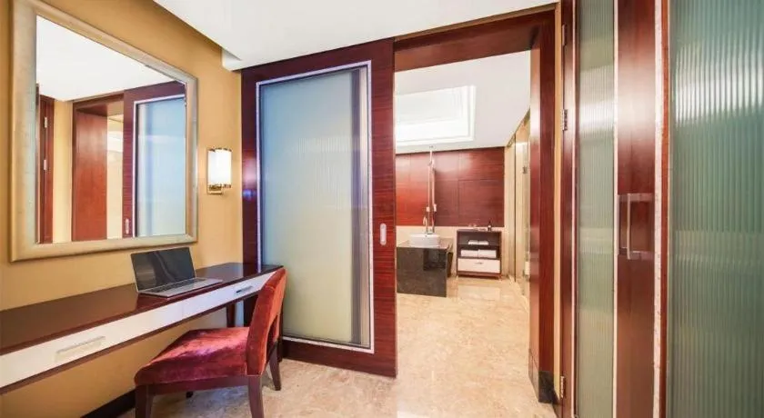 Venus Royal Hotel Shenzhen International Exhibition Center