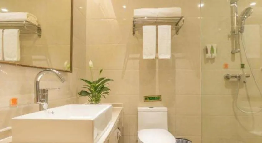 Vienna Hotel Fuzhou Changle Zhenghe Metro Station