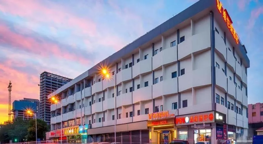 Vienna Hotel Tianjin Chentangzhuang Metro Station