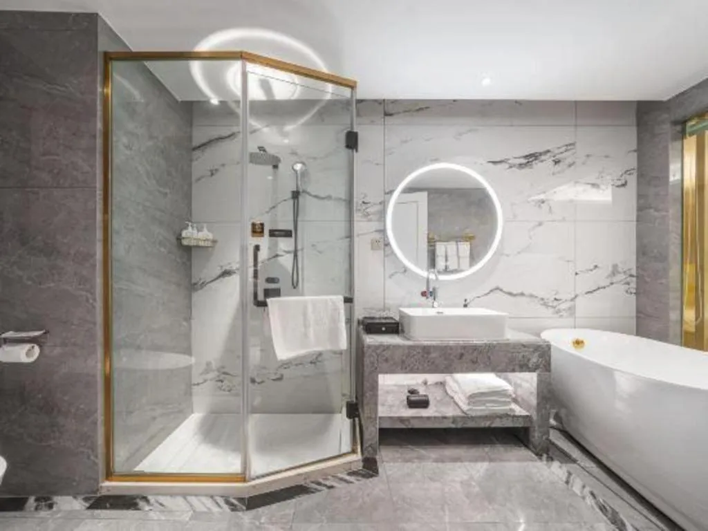 Vienna Hotel Yunnan Maitreya Huquan