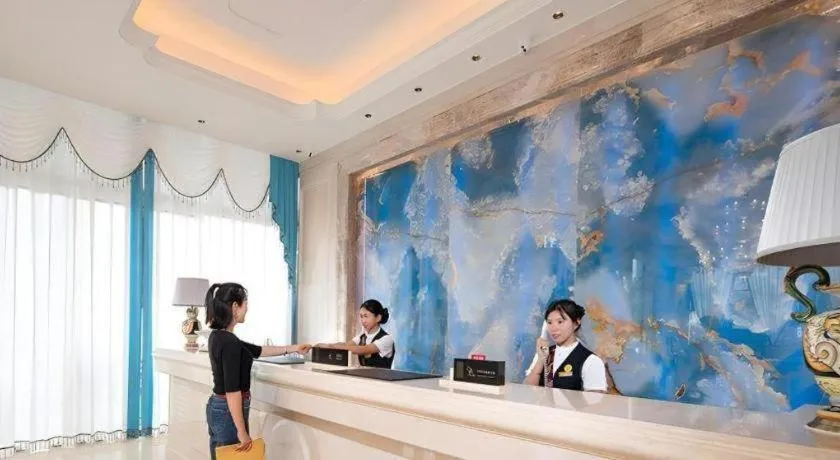 Vienna Hotel Yunnan Maitreya Huquan