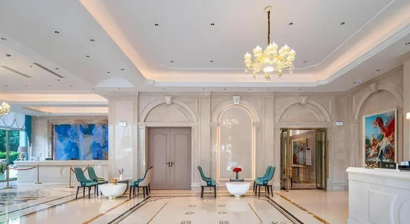 Vienna Hotel Yunnan Maitreya Huquan