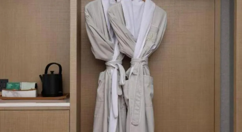 Vienna Hotel Yunnan Maitreya Huquan