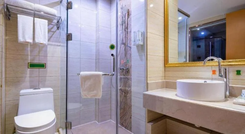 Vienna Hotel Tianjin 5th Avenue Youyi Road Cultural Center Metro Station