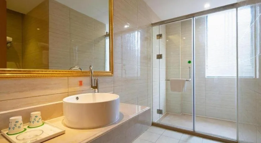 Vienna Hotel Tianjin 5th Avenue Youyi Road Cultural Center Metro Station