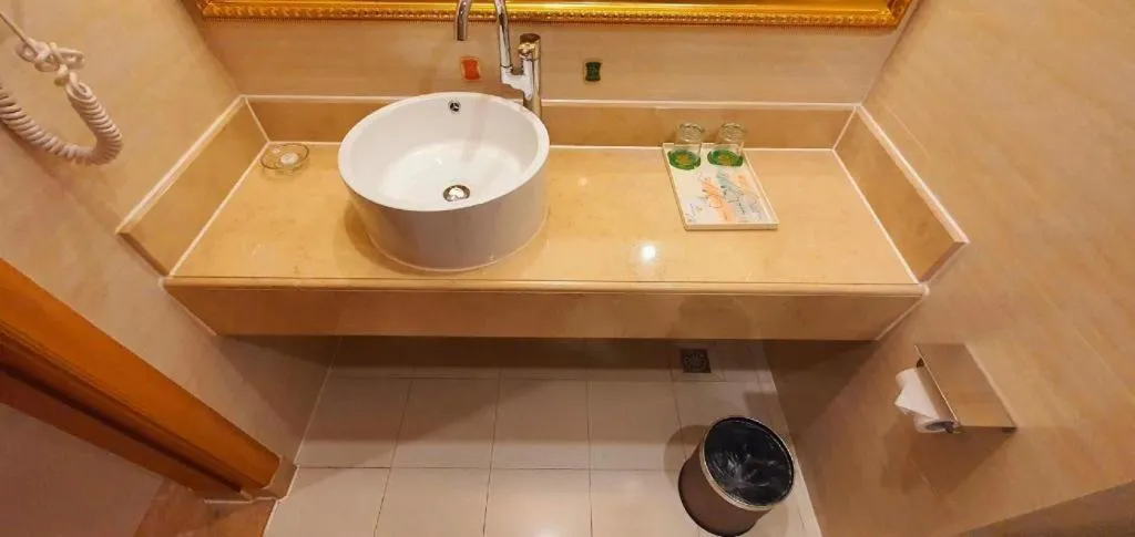 Vienna Hotel Guangxi Yulin Rong County Guinan Road