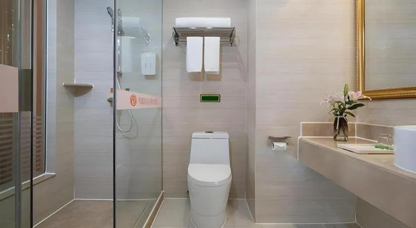 Vienna Hotel Guangxi Yulin Rong County Guinan Road