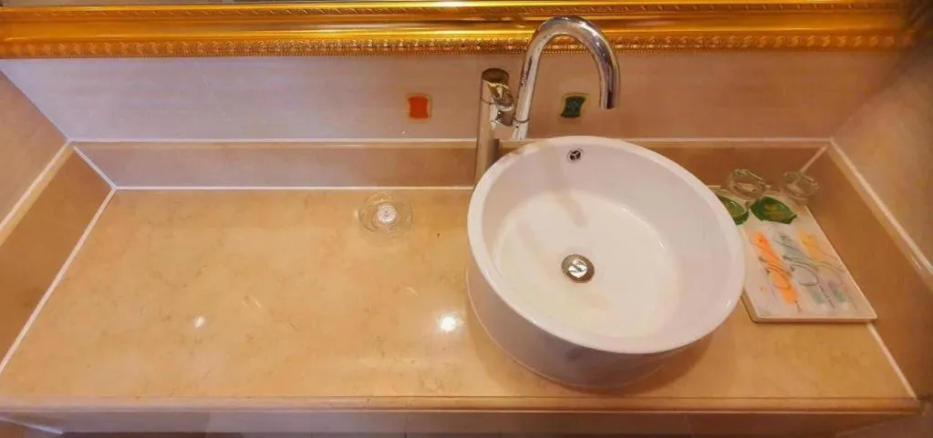 Vienna Hotel Guangxi Yulin Rong County Guinan Road