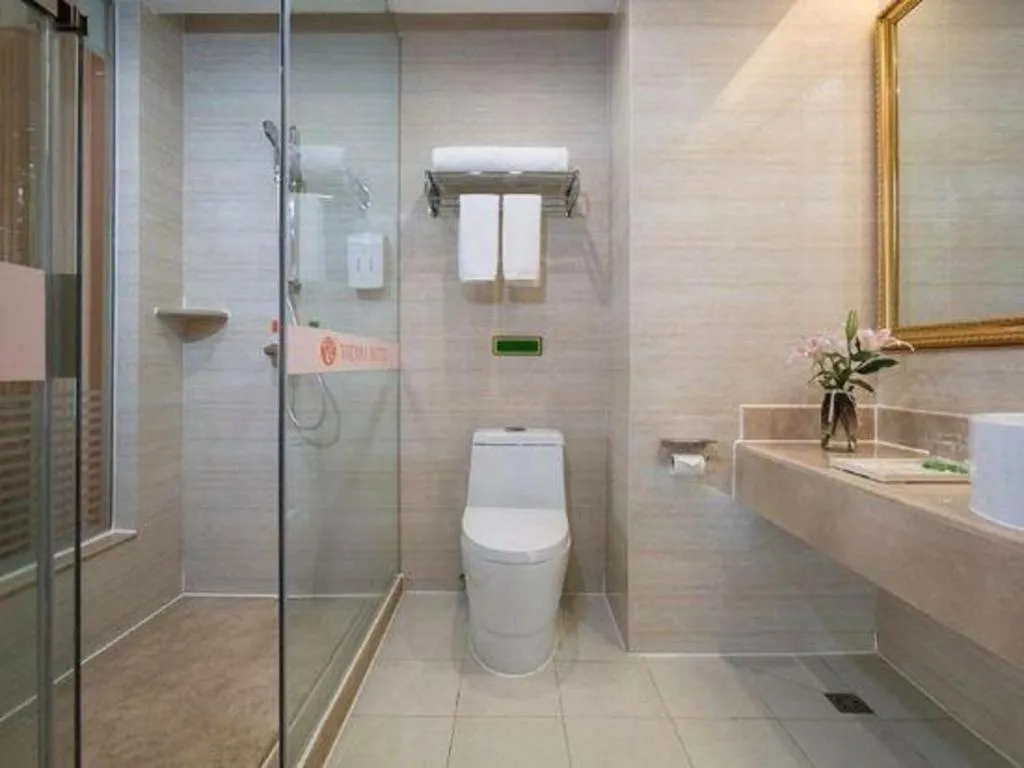 Vienna Hotel Guangxi Yulin Rong County Guinan Road