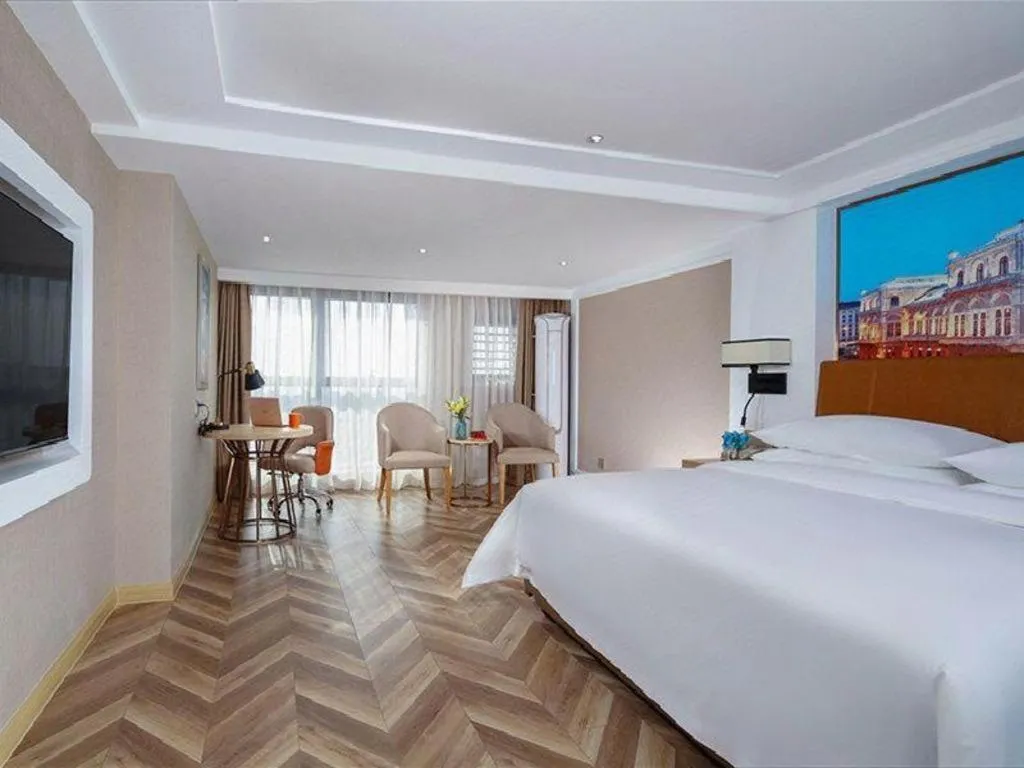 Bed in Vienna Hotel Chengdu Exhibition Center In Time City