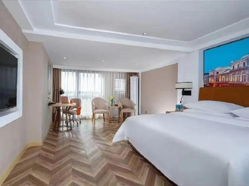 Bed in Vienna Hotel Chengdu Exhibition Center In Time City
