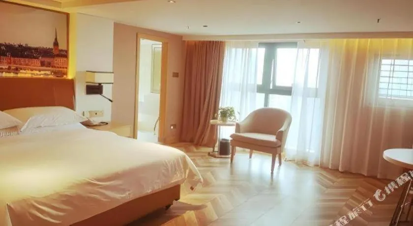 Bed in Vienna Hotel Chengdu Exhibition Center In Time City