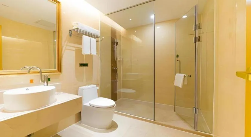 Vienna Hotel Shenzhen Pingdi Huancheng South Road