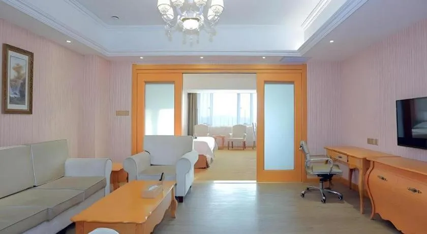 Vienna Hotel Shandong Laizhou Langhu International Plaza