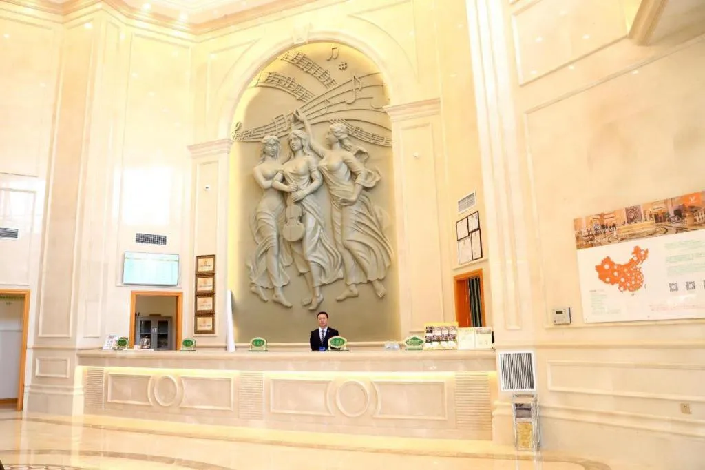 Vienna Hotel Shandong Laizhou Langhu International Plaza