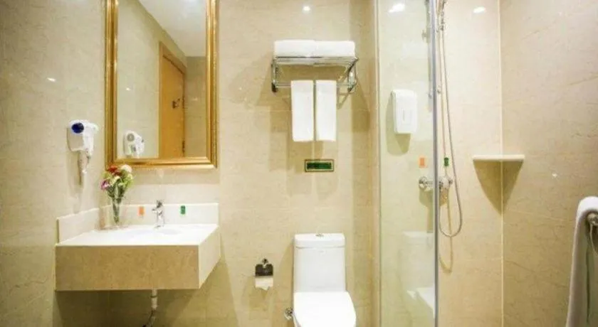 Vienna Hotel Shandong Laizhou Langhu International Plaza