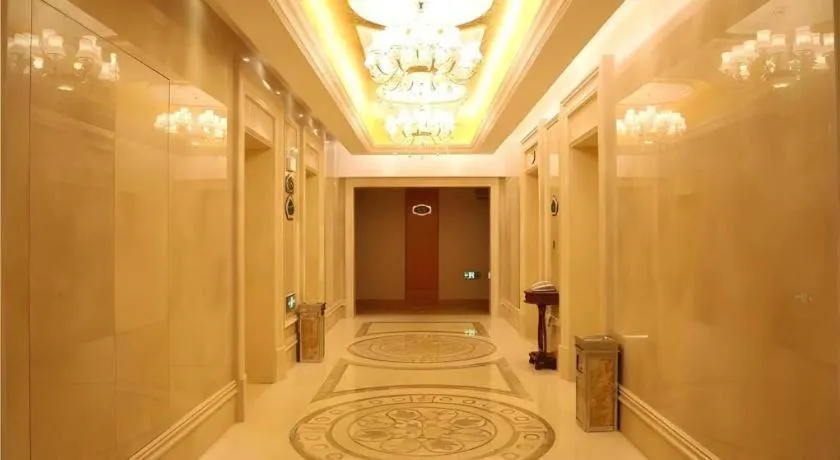 Vienna Hotel Shandong Laizhou Langhu International Plaza