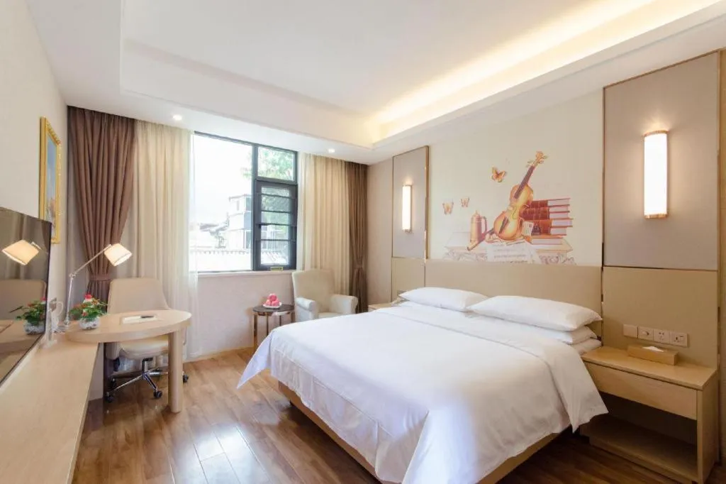 Bed in Vienna Hotel Yunnan Dali Ancient City Scenic Spot