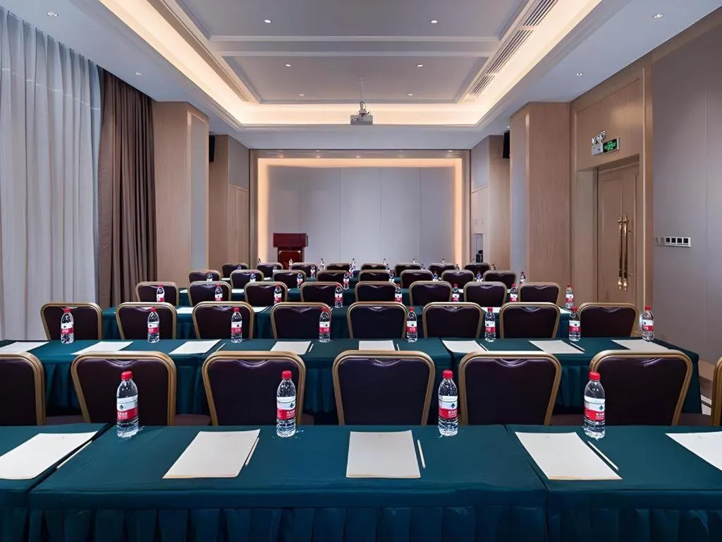 Vienna Hotel Guangdong Shaoguan Shaonan Avenue