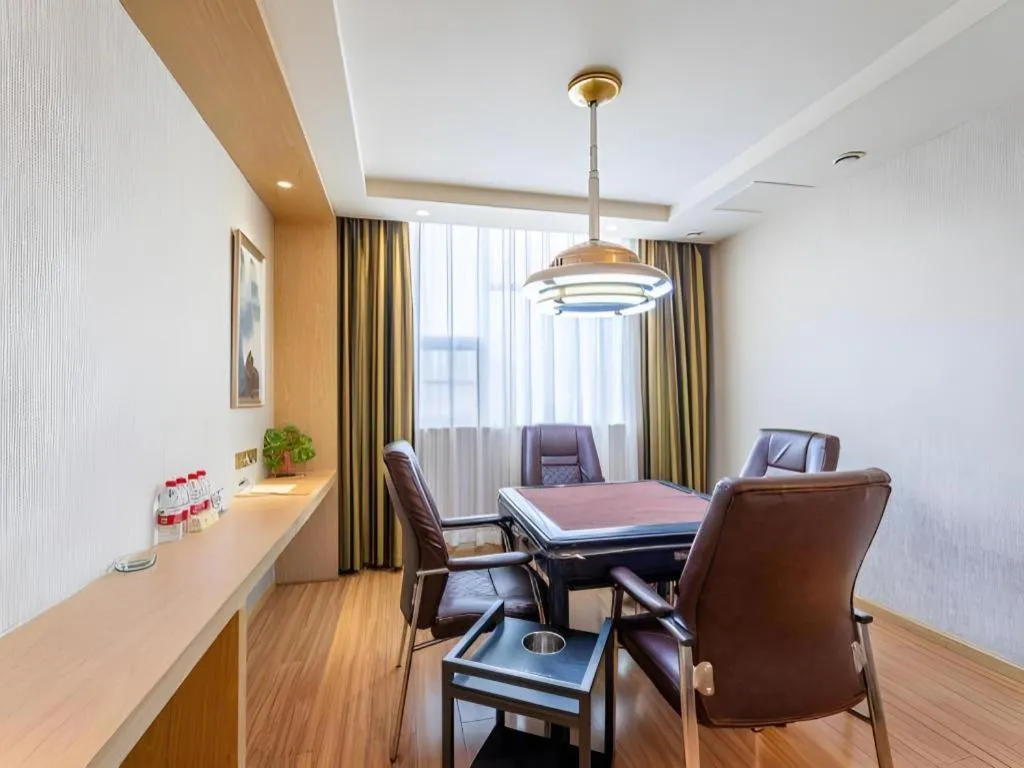 Vienna Hotel Hunan Huaihua Xupu Wanda Plaza