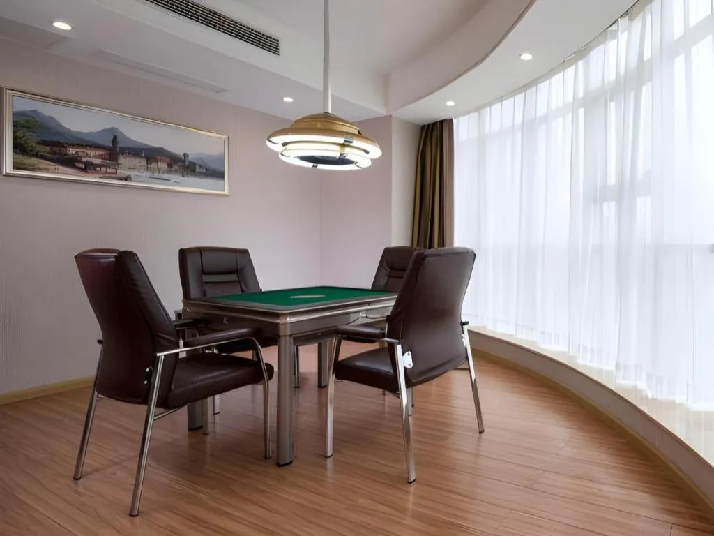 Vienna Hotel Hunan Huaihua Xupu Wanda Plaza