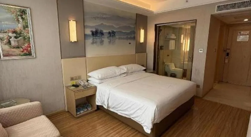 Bed in Vienna Hotel Hunan Huaihua Xupu Wanda Plaza