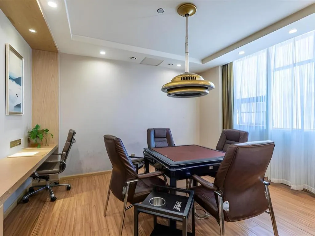 Vienna Hotel Hunan Huaihua Xupu Wanda Plaza