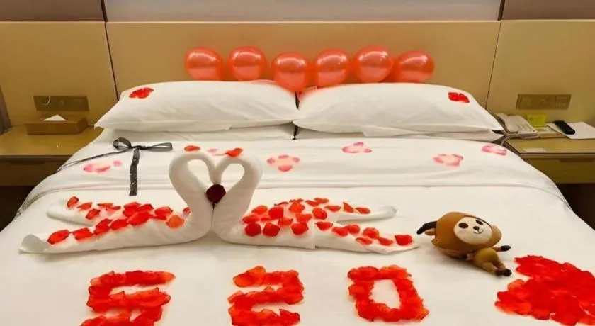 Bed in Vienna Hotel Hunan Huaihua Xupu Wanda Plaza