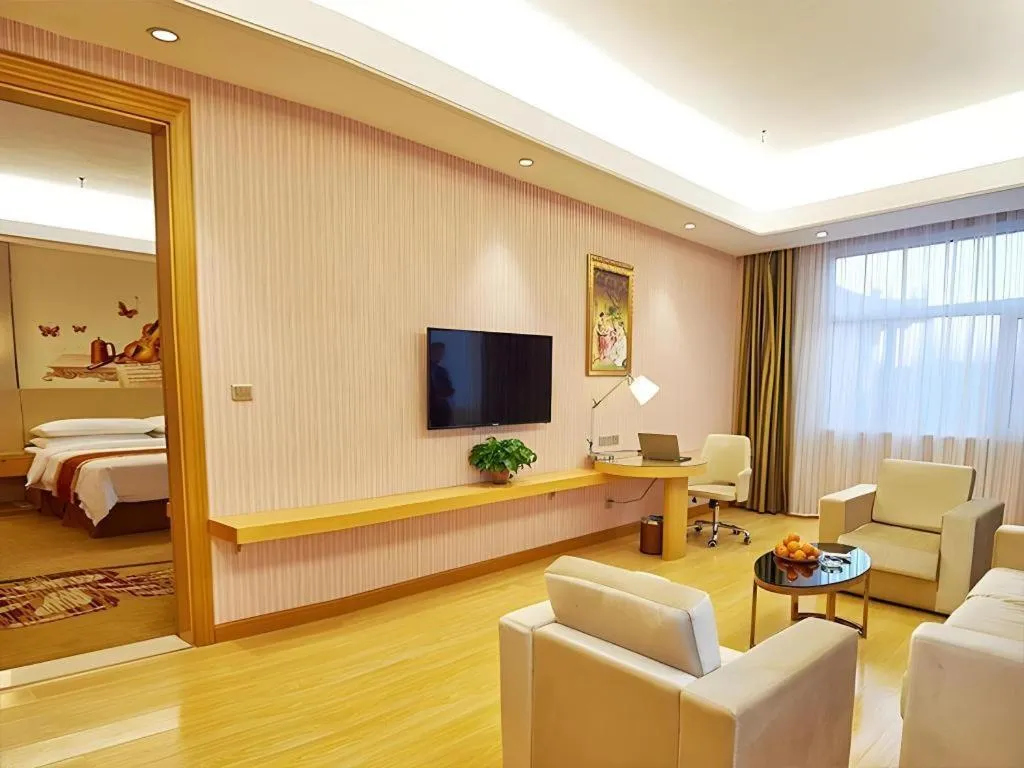 Bed in Vienna Hotel Shandong Qufu Sankong Landscape