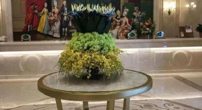 Vienna Hotel Shaanxi Hanzhong Central Square High-Speed Railway Station