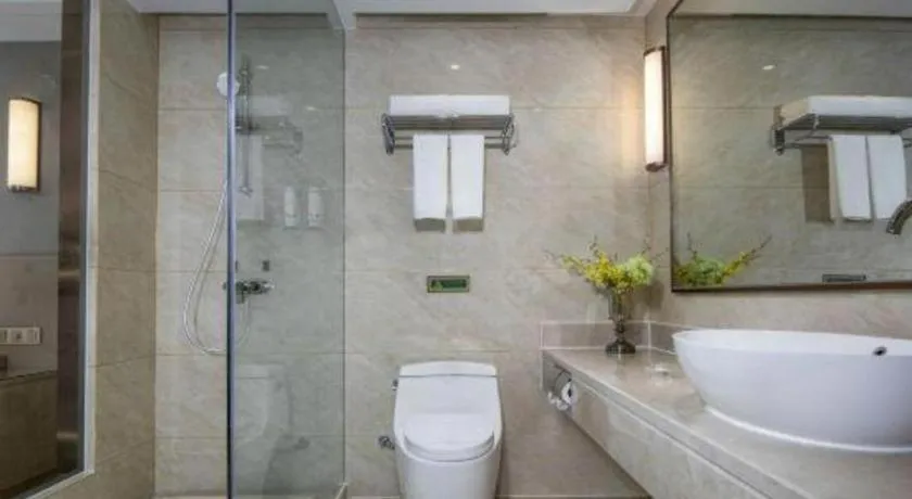 Vienna Hotel Shaanxi Hanzhong Central Square High-Speed Railway Station