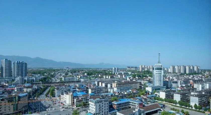 Vienna Hotel Shaanxi Hanzhong Central Square High-Speed Railway Station