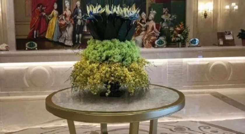 Vienna Hotel Shaanxi Hanzhong Central Square High-Speed Railway Station