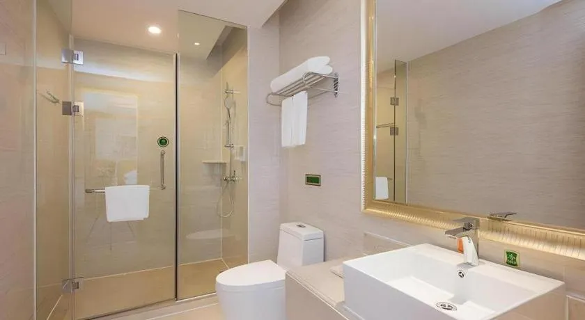 Vienna Hotel Guangzhou North Station Huaguoshan Metro Station