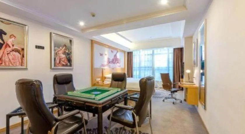 Vienna Hotel Guangzhou North Station Huaguoshan Metro Station