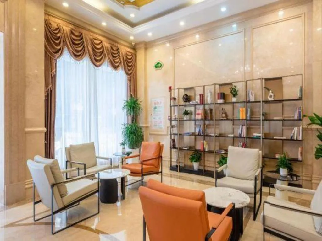 Vienna Hotel Guangzhou North Station Huaguoshan Metro Station