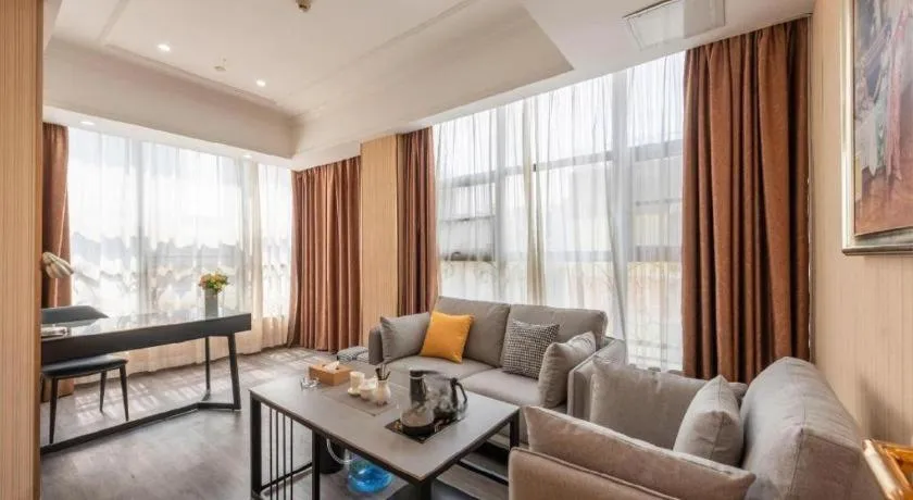 Vienna Hotel Guangzhou North Station Huaguoshan Metro Station