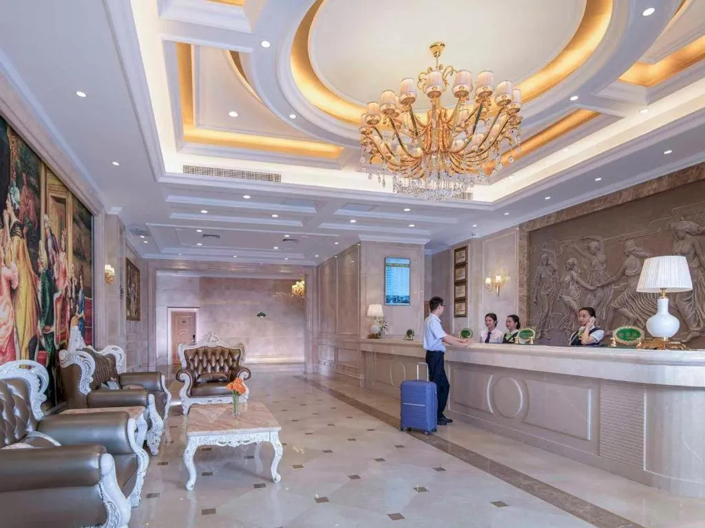 Vienna Hotel Guangxi Beihai High-Speed Railway Station