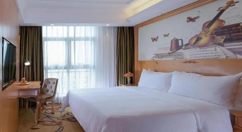 Vienna Hotel Guangxi Beihai High-Speed Railway Station