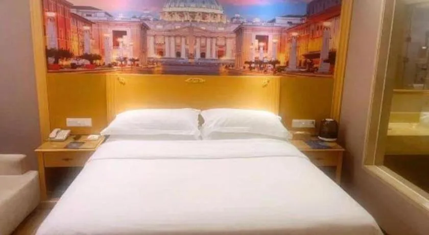 Bed in Vienna Hotel Guangdong Dongguan Zhongtang Qunying Road