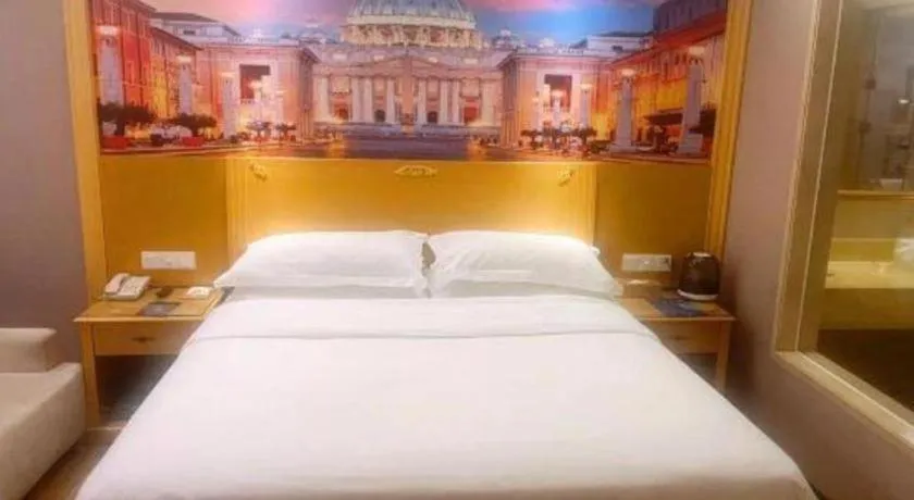 Bed in Vienna Hotel Guangdong Dongguan Zhongtang Qunying Road
